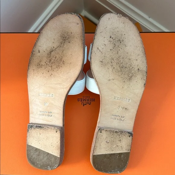 Hermes Oran White Sandals - Picture 3 of 4